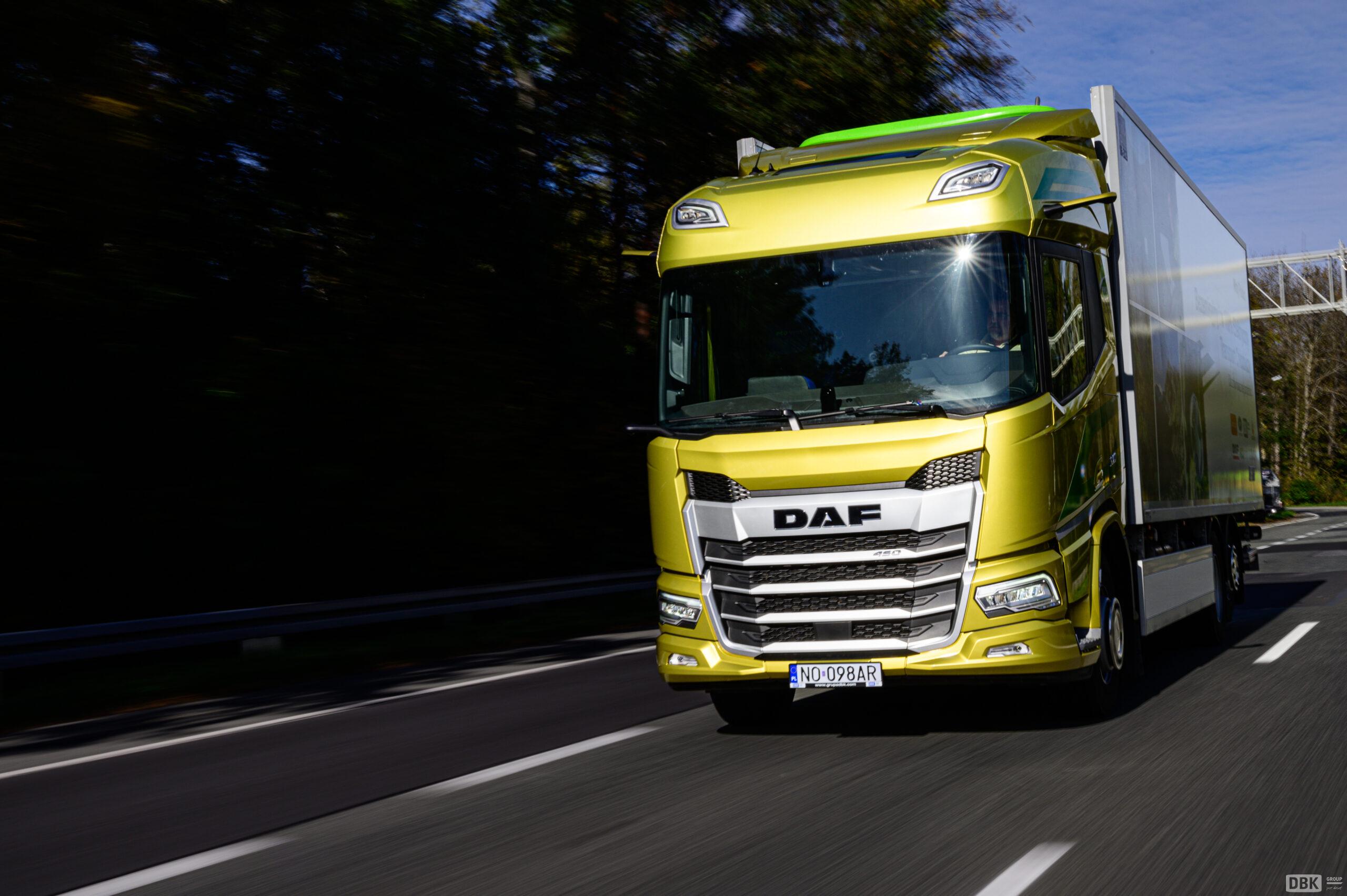 DAF XD450 chłodnia 6×2 (0G427232)